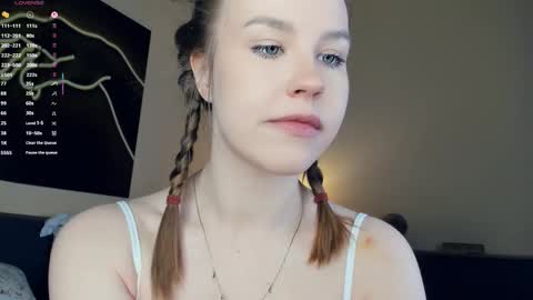 SofiaSofi online show from December 2025 07:01:02 AM