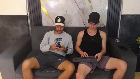 Snapshot of angel_villareal_ chatting on February 2026 04:35:02 AM angel_villareal_ online show from February 2026 04:35:02 AM