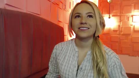 Angel online show from December 2025 11:37:01 AM