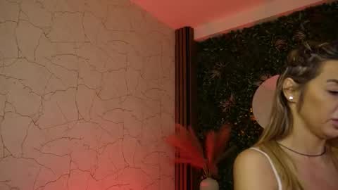 Anysia online show from January 2026 05:34:02 AM