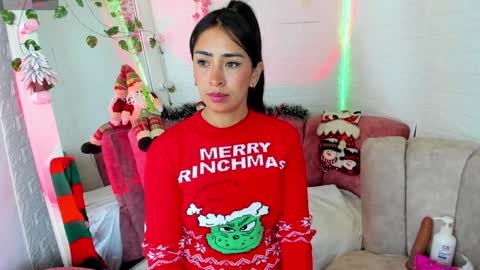 Snapshot of angela_black_hair chatting on December 2024 11:55:02 AM Angela black hair online show from December 2024 11:55:02 AM