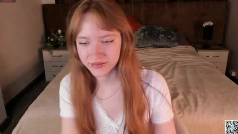 Angela online show from April 2026 12:23:01 AM