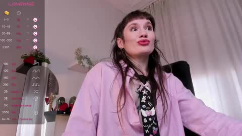 Snapshot of angela_fog chatting on February 2025 08:54:02 AM angela_fog online show from February 2025 08:54:02 AM
