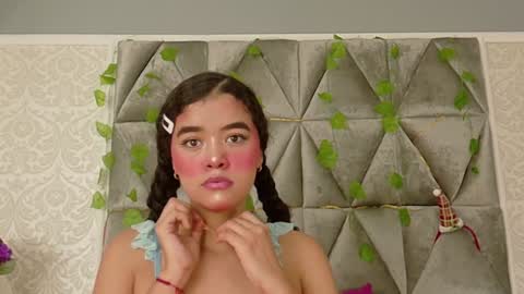 Angela online show from February 2025 12:57:02 PM