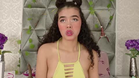 Angela online show from February 2025 01:06:01 PM