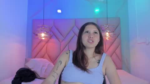 Snapshot of angelaa_cute chatting on June 2026 12:02:01 PM ANGELA online show from June 2026 12:02:01 PM