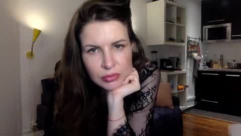 Snapshot of angeladarkk chatting on December 2024 07:39:02 PM Angela online show from December 2024 07:39:02 PM