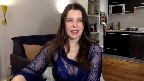 Snapshot of angeladarkk chatting on February 2025 08:33:01 PM Angela online show from February 2025 08:33:01 PM