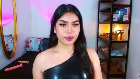 Snapshot of angeladrew73 chatting on March 2025 10:14:02 AM Angela online show from March 2025 10:14:02 AM