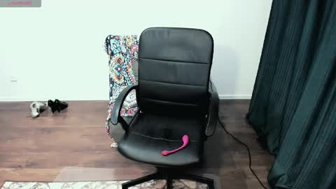 glow online show from December 2025 03:50:01 PM