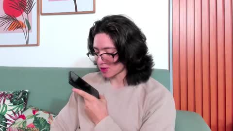 Snapshot of angelbennet_ chatting on December 2024 03:14:02 AM Angel Bennet online show from December 2024 03:14:02 AM
