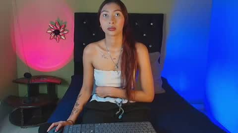 angeldreams15 online show from April 2026 06:49:02 PM