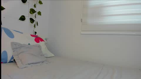 Snapshot of angeldulcevela69 chatting on November 2025 09:47:01 PM angeldulcevela69 online show from November 2025 09:47:01 PM