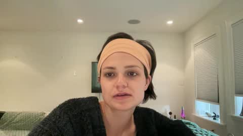 angeleleven11 online show from October 2025 07:11:01 PM