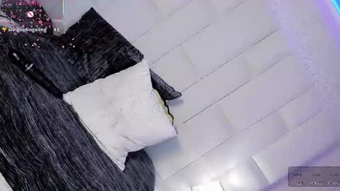 angeles_bust online show from October 2025 08:54:02 PM