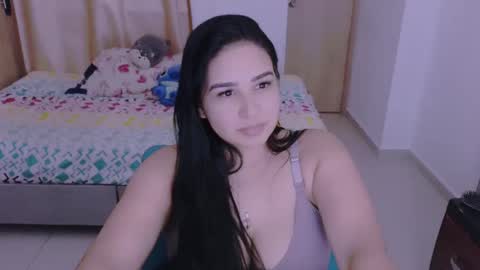 Snapshot of angeleslinda chatting on December 2024 11:13:02 PM anastasia online show from December 2024 11:13:02 PM