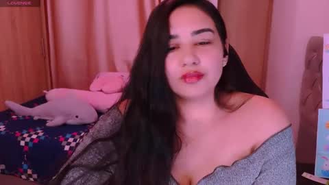 Snapshot of angeleslinda chatting on May 2026 07:42:02 PM anastasia online show from May 2026 07:42:02 PM