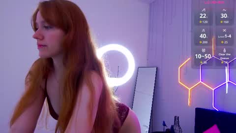 Snapshot of angelfleur chatting on June 2026 01:25:02 AM Angela online show from June 2026 01:25:02 AM