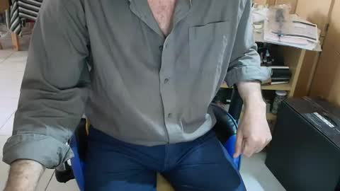 Snapshot of angelgarcia269 chatting on November 2025 12:05:02 PM angelgarcia269 online show from November 2025 12:05:02 PM