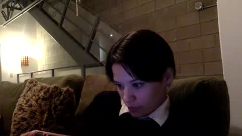 angelia01m online show from January 2026 01:53:02 AM