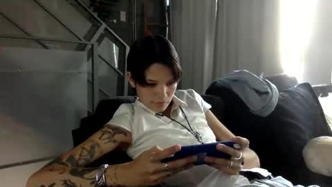 angelia01m online show from June 2026 09:16:02 PM