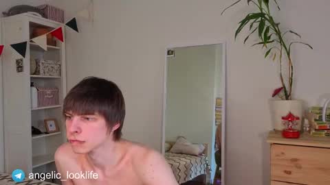Snapshot of angelic_look chatting on May 2026 10:01:01 AM Daniel online show from May 2026 10:01:01 AM