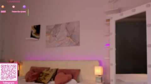 Snapshot of angelic_pricess chatting on March 2026 01:21:01 AM Emma online show from March 2026 01:21:01 AM