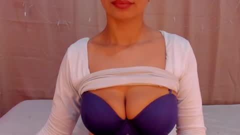 angelica_hot19 online show from April 2026 02:09:02 PM