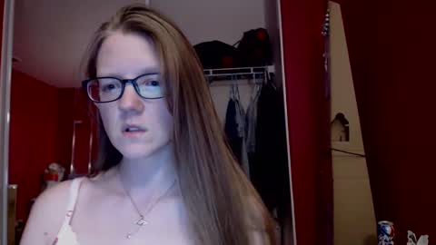 Snapshot of angelicangel3 chatting on February 2025 06:45:02 AM AngelicAngel online show from February 2025 06:45:02 AM