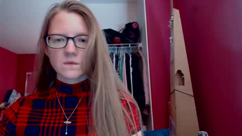 Snapshot of angelicangel3 chatting on October 2025 05:32:02 PM AngelicAngel online show from October 2025 05:32:02 PM