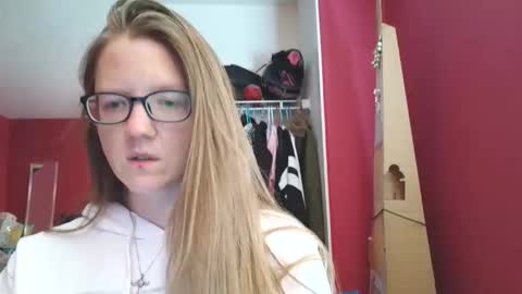 AngelicAngel online show from January 2026 07:37:02 PM