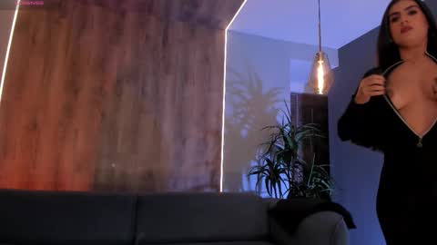  Angelica Vega  online show from October 2025 08:43:02 PM