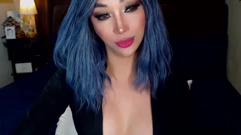 MS. AMALIA online show from January 2025 09:23:01 AM