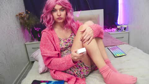 Snapshot of angelika_rouge chatting on February 2025 02:38:02 PM Angelika Rouge online show from February 2025 02:38:02 PM