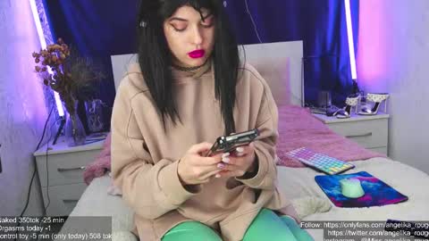 Snapshot of angelika_rouge chatting on March 2025 03:38:02 PM Angelika Rouge online show from March 2025 03:38:02 PM