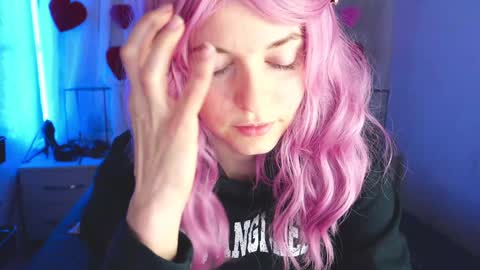 Angelika Rouge online show from February 2026 06:17:02 PM