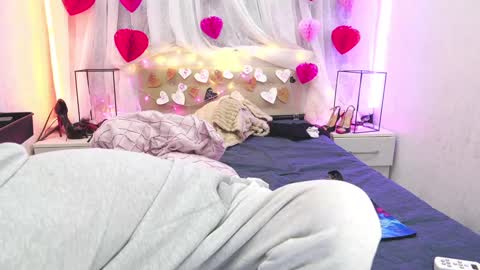 Angelika Rouge online show from February 2026 05:44:02 PM