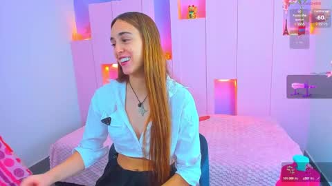 Snapshot of angelikarose1 chatting on February 2025 01:49:02 AM Angelika Rose online show from February 2025 01:49:02 AM