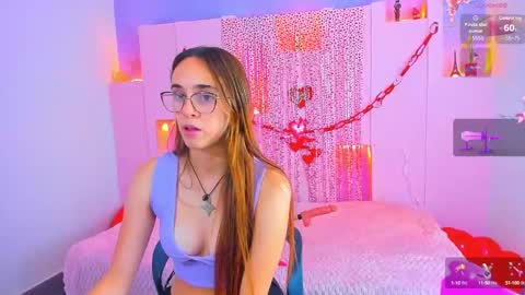 Snapshot of angelikarose1 chatting on February 2025 09:49:01 AM Angelika Rose online show from February 2025 09:49:01 AM