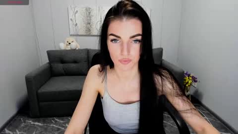 Snapshot of angelina_clark chatting on December 2024 12:29:02 PM Angelina online show from December 2024 12:29:02 PM