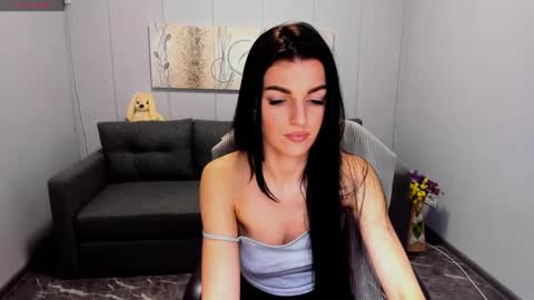 Snapshot of angelina_clark chatting on December 2024 06:35:02 PM Angelina online show from December 2024 06:35:02 PM