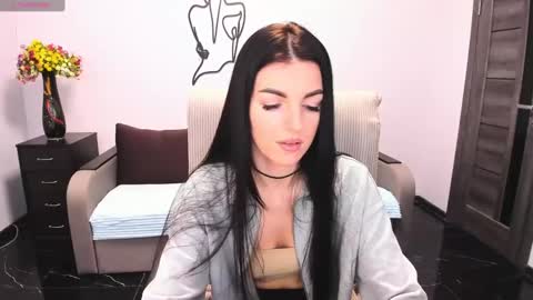 Snapshot of angelina_clark chatting on December 2024 05:43:01 PM Angelina online show from December 2024 05:43:01 PM