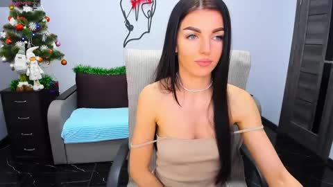Snapshot of angelina_clark chatting on December 2024 04:09:02 PM Angelina online show from December 2024 04:09:02 PM