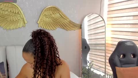 Angelina online show from April 2026 01:43:02 PM