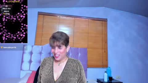 Snapshot of angelina_stone_65 chatting on January 2025 10:13:02 PM Angelina online show from January 2025 10:13:02 PM