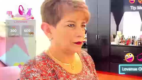 Snapshot of angelina_stone_65 chatting on September 2025 01:54:01 PM Angelina online show from September 2025 01:54:01 PM