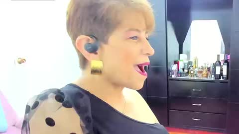 Snapshot of angelina_stone_65 chatting on September 2025 10:15:01 PM Angelina online show from September 2025 10:15:01 PM