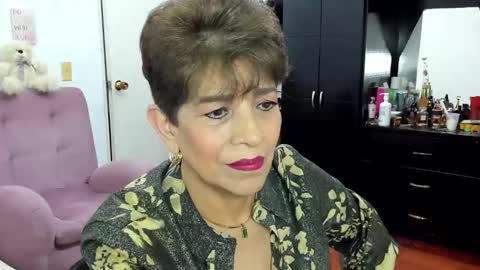 Snapshot of angelina_stone_65 chatting on October 2025 12:57:01 AM Angelina online show from October 2025 12:57:01 AM