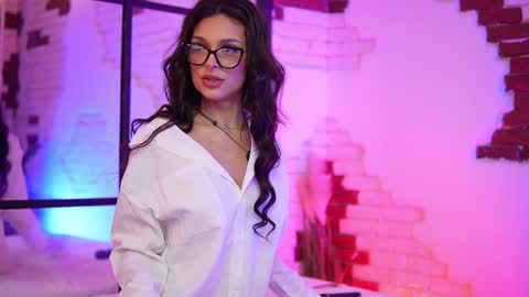 Snapshot of angelinagia chatting on February 2025 01:00:01 AM Angelina online show from February 2025 01:00:01 AM