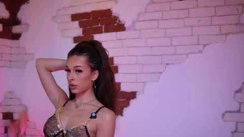 Snapshot of angelinagia chatting on October 2025 10:22:01 PM Angelina online show from October 2025 10:22:01 PM